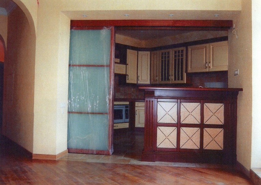 Перегородка для кухни в классическом стиле Саранск